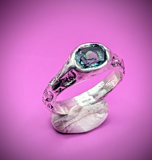 Recycled silver ring with organic texture and blue-green Alexandrite gem – handmade in UK
