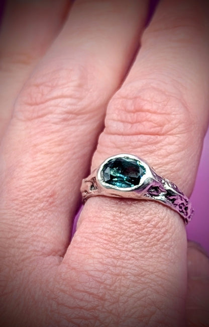 Hand-sculpted silver ring with patina finish and lab-grown Alexandrite – emotional jewellery