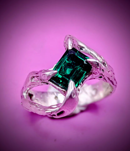 Dark patina silver ring with gnarled band and bold gem – handmade statement piece UK